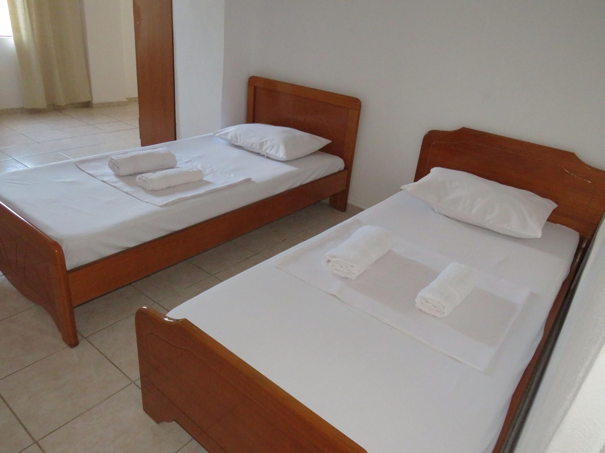 Casa Mia Hotel Sarandë Exterior foto